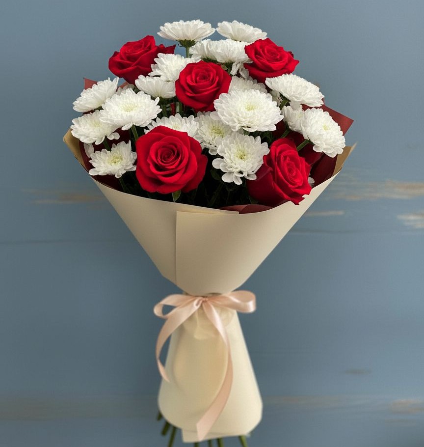 Букет цветов из: Розы и Хризантемы в Комсомольском Республики Калмыкия