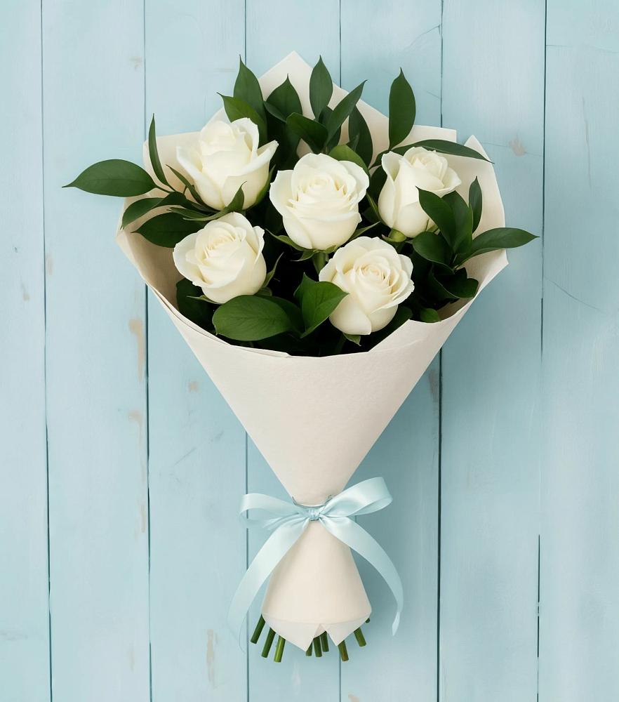 Букет цветов из: Розы в Комсомольском Республики Калмыкия