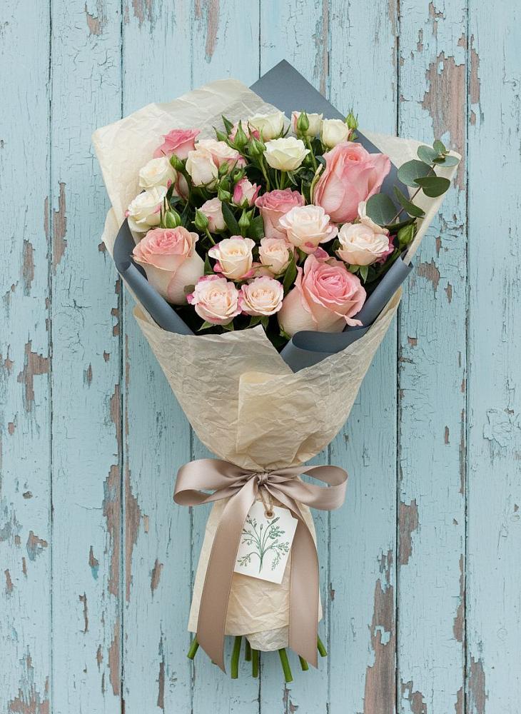 Букет цветов из: Розы в Комсомольском Республики Калмыкия