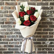 Букет цветов из:  Розы в Комсомольском Республики Калмыкия