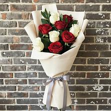 Букет цветов из:  Розы в Комсомольском Республики Калмыкия