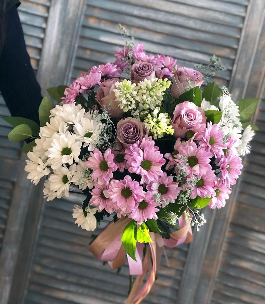 Букет цветов из: Хризантемы и Розы в Комсомольском Республики Калмыкия