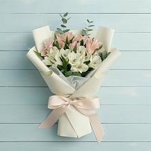 Букет цветов из:  Альстромерии в Комсомольском Республики Калмыкия