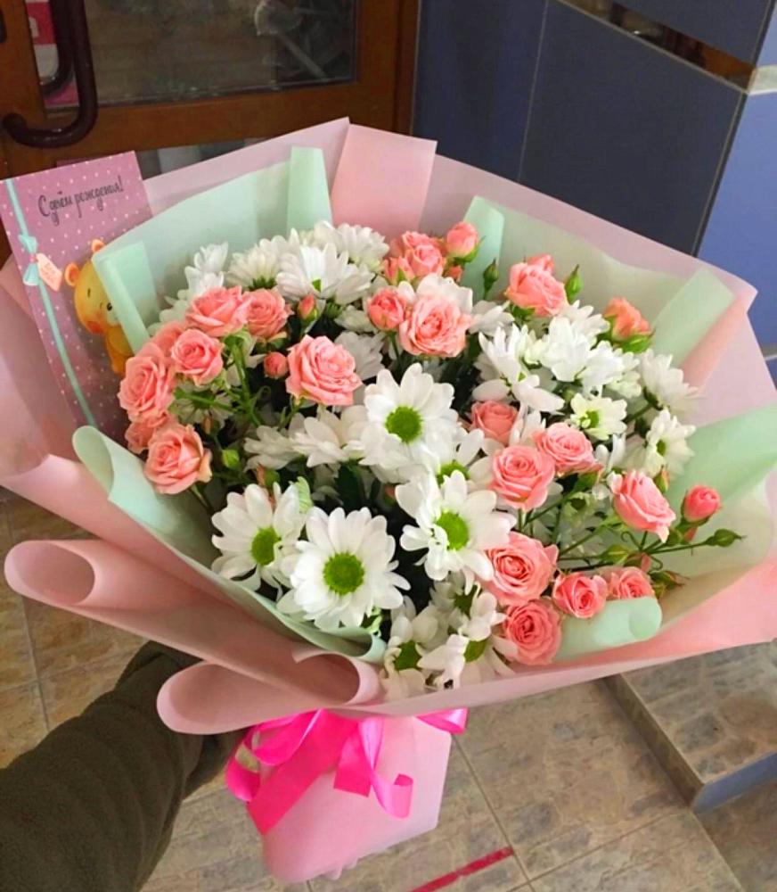 Букет цветов из: Розы и Хризантемы в Комсомольском Республики Калмыкия