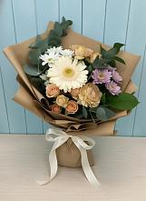 Букет цветов из:  Герберы и Хризантемы в Комсомольском Республики Калмыкия