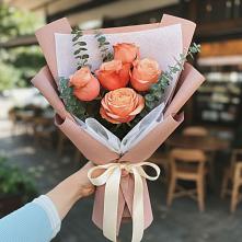 Букет цветов из:  Розы в Комсомольском Республики Калмыкия