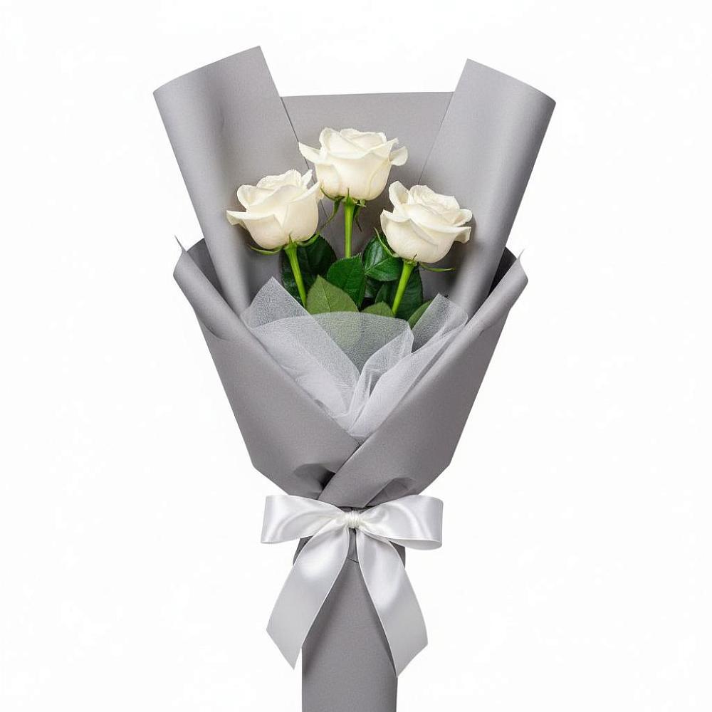 Букет 3 белые розы в Комсомольском Республики Калмыкия