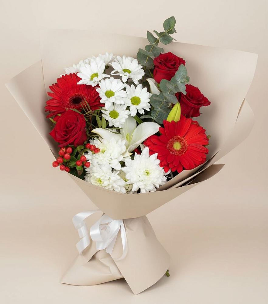 Букет цветов из: Розы, Хризантемы, Герберы и Лилии в Комсомольском Республики Калмыкия