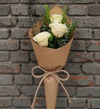 Букет цветов из:  Розы в Комсомольском Республики Калмыкия