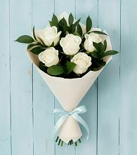 Букет цветов из:  Розы в Комсомольском Республики Калмыкия