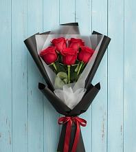 Букет цветов из:  Розы в Комсомольском Республики Калмыкия