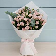 Букет цветов из:  Розы в Комсомольском Республики Калмыкия
