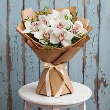 Букет цветов из:  Орхидеи и Розы в Комсомольском Республики Калмыкия