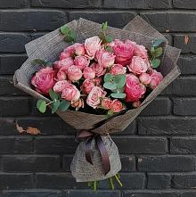 Букет цветов из:  Розы в Комсомольском Республики Калмыкия
